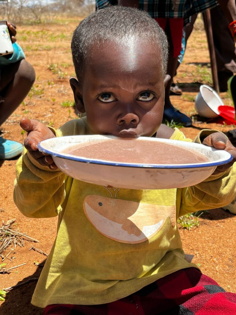 Barn i Kenya som får en tryggare framtid genom New Life Mission