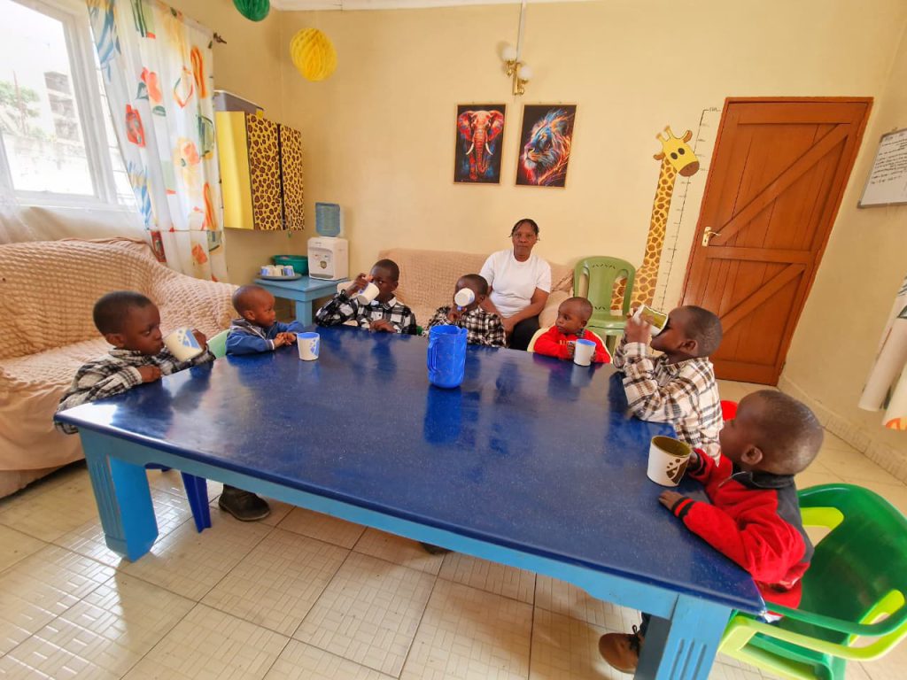 Bild från Samaritens barnhem i Kenya